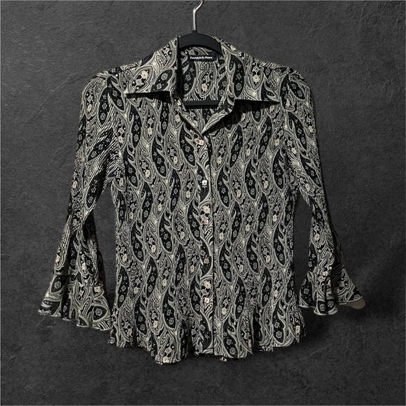 Essentials by Milano Black & Green Tones Leaf/Floral Print l/s Top sz S - Picture 14 of 15